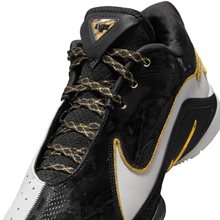 Nike LeBron XXII ´Mogul´