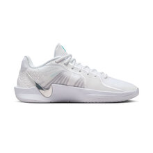 FQ2174-101-Nike-Sabrina-2-4-basketshop.se