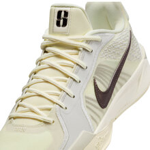 FQ2174-102-Nike-Sabrina-2-1-Basketshop.se