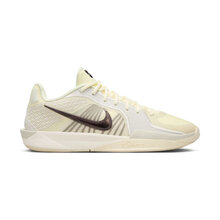 FQ2174-102-Nike-Sabrina-2-4-Basketshop.se