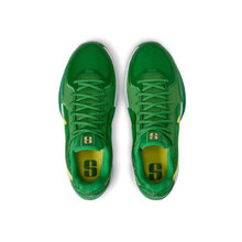 HQ4344-300-Nike-Sabrina-2-Oregon-4-Basketshop.se