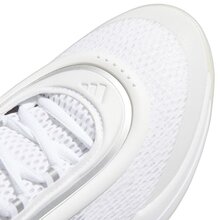 IG9088_9_FOOTWEAR_Photography_Detail-View-2_white